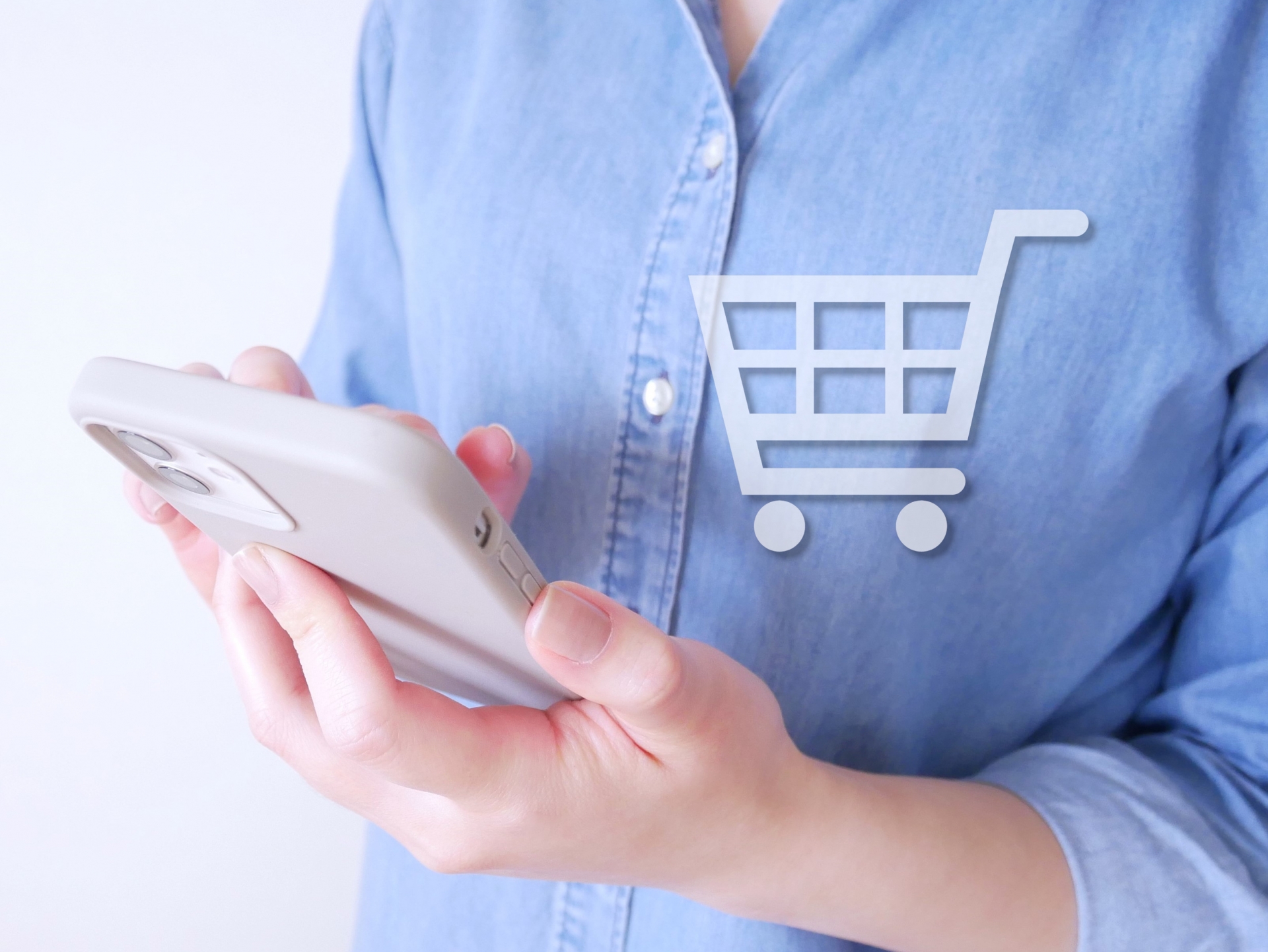 「フリマでの出品代行」を副業にする女性の仕事内容・給料レポート