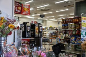 「コンビニ店員(セブンイレブン)」を副業にする女性の仕事内容・給料レポート